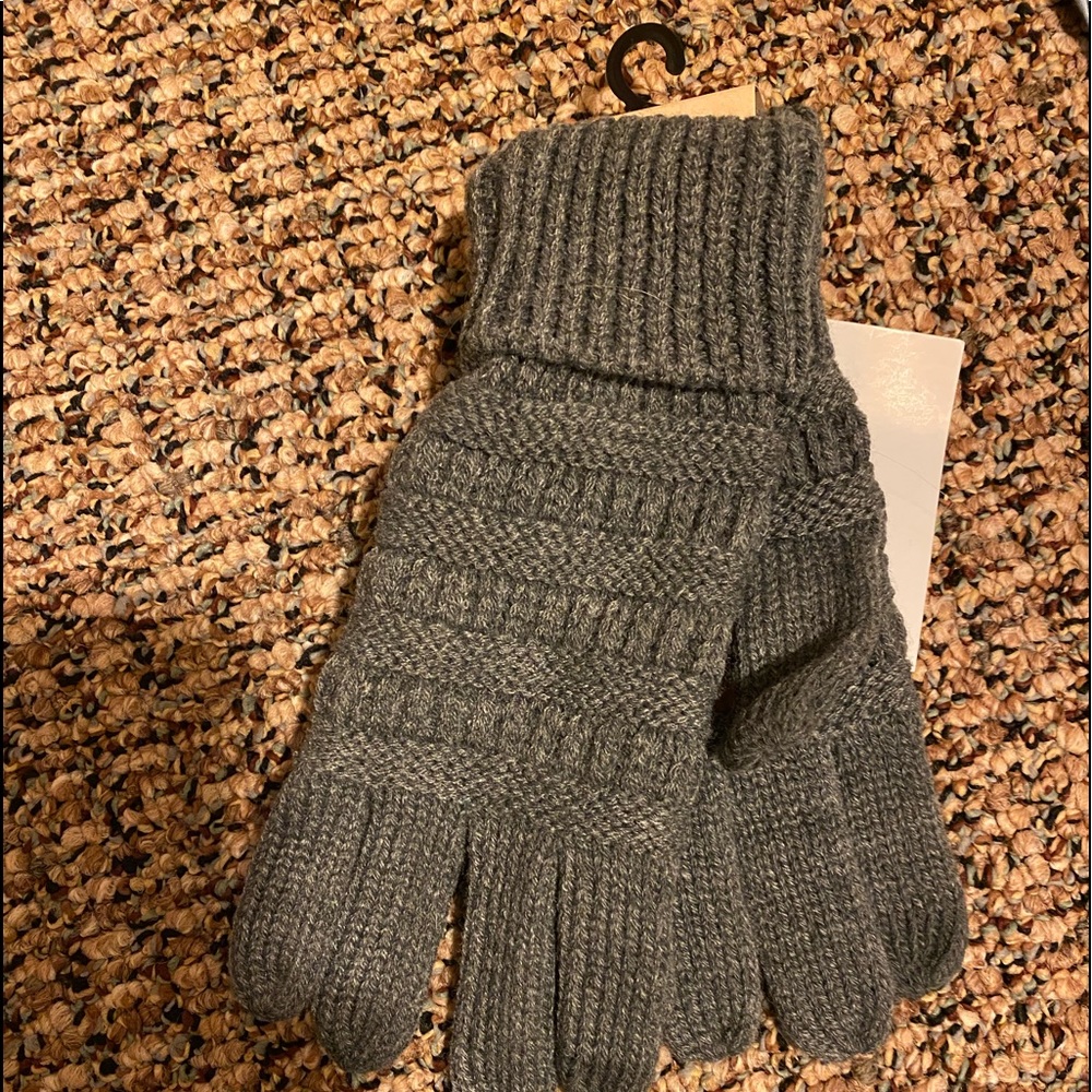 CC Kids Grey Gloves